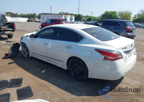 2015 Nissan Altima 2.5 Sl из США, поврежденный, VIN 1N4AL3AP1FC113557